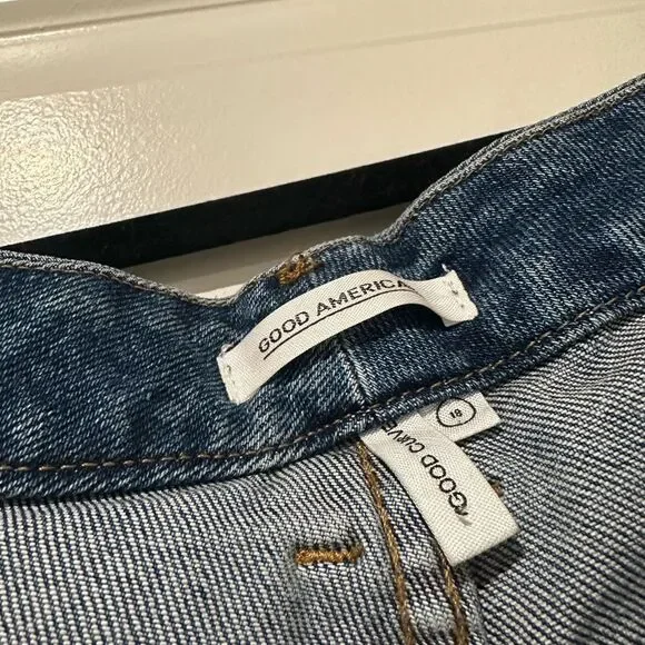 GOOD AMERICAN Good Curve High Rise Jeans - Picture 4 of 6